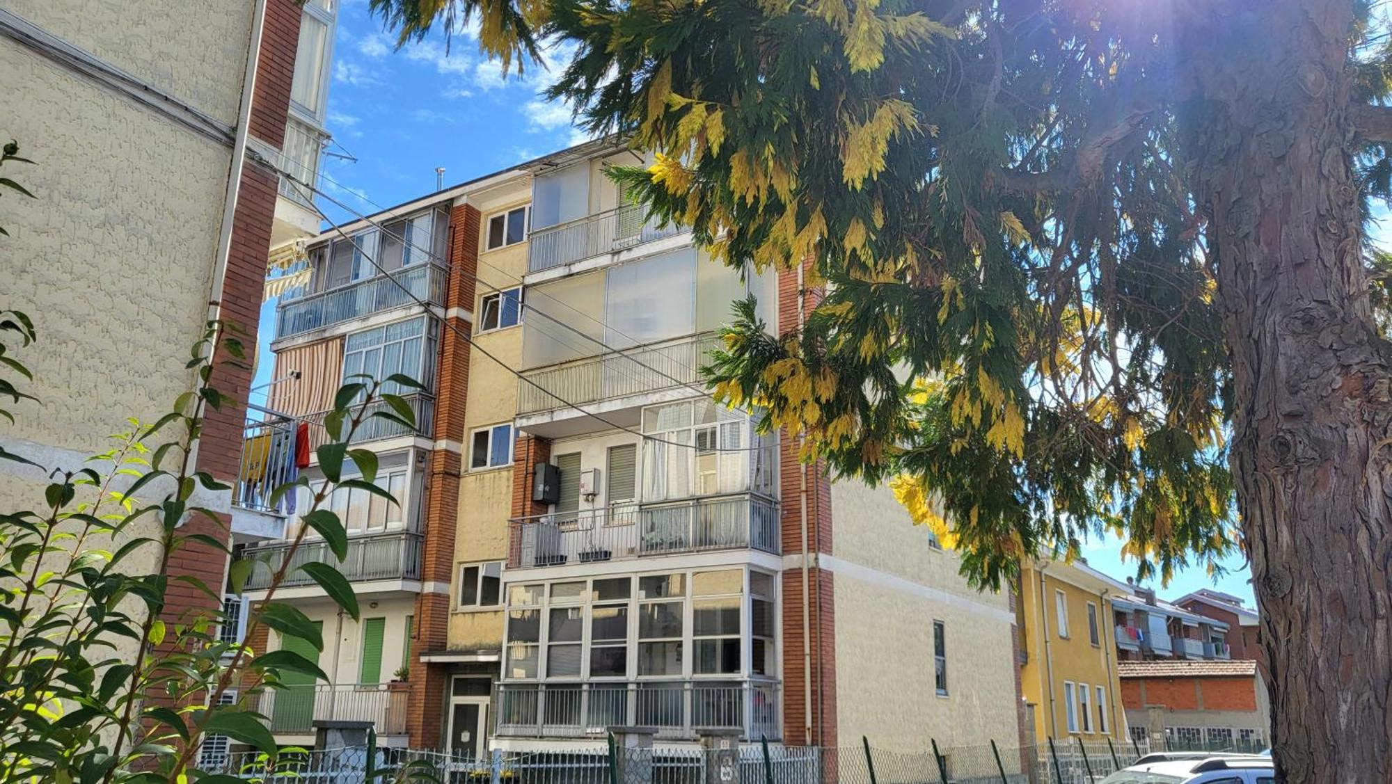 Ferienwohnung La Casa Dei Libri Caselle Torinese Exterior foto